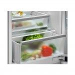 Frigor�fico Combinado de Integrar AEG TC7CS181DS