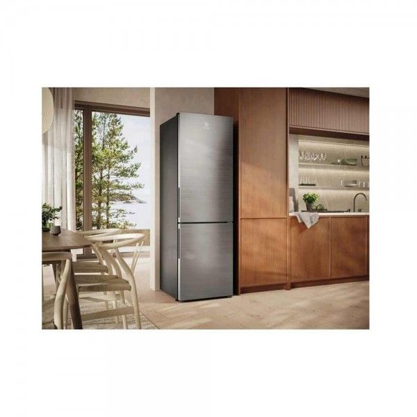Frigor�fico Combinado ELECTROLUX LNT7MD32X