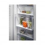 Arca Congeladora Vertical ELECTROLUX LUT6NE28U