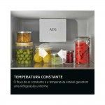 Frigor�fico Combinado de Integrar AEG NSC8T751DS