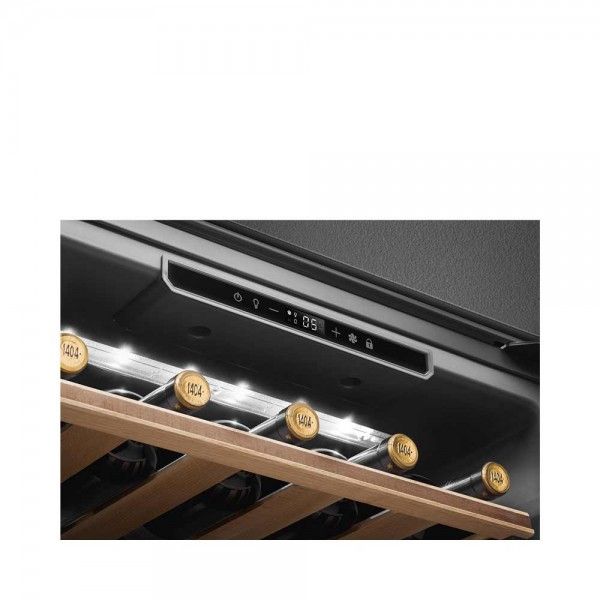 Cave de Vinho de Encastre SMEG CVI320XE1
